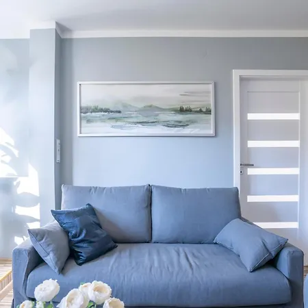 Apartman Flower Check In 24h *