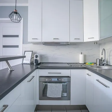 Apartman Flower Check In 24h *