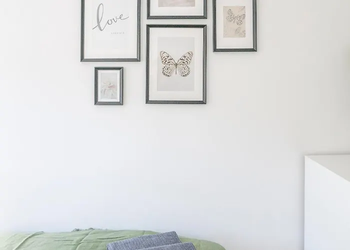 Flower Check In 24h Apartman